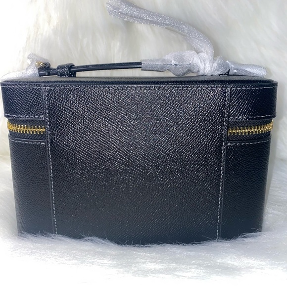 Coach 🖤 Cosmetic Case New - Picture 4 of 14